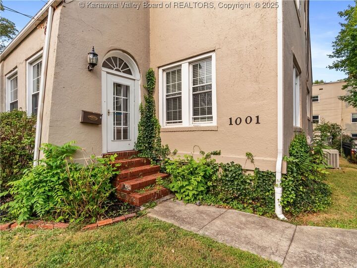 Property Photo:  1001 Valley Road  WV 25302 