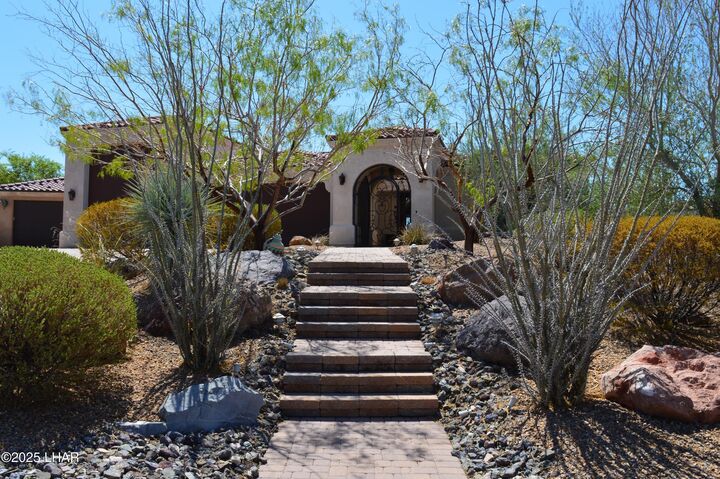 1070 Avienda Del Sol  Lake Havasu City AZ 86406 photo