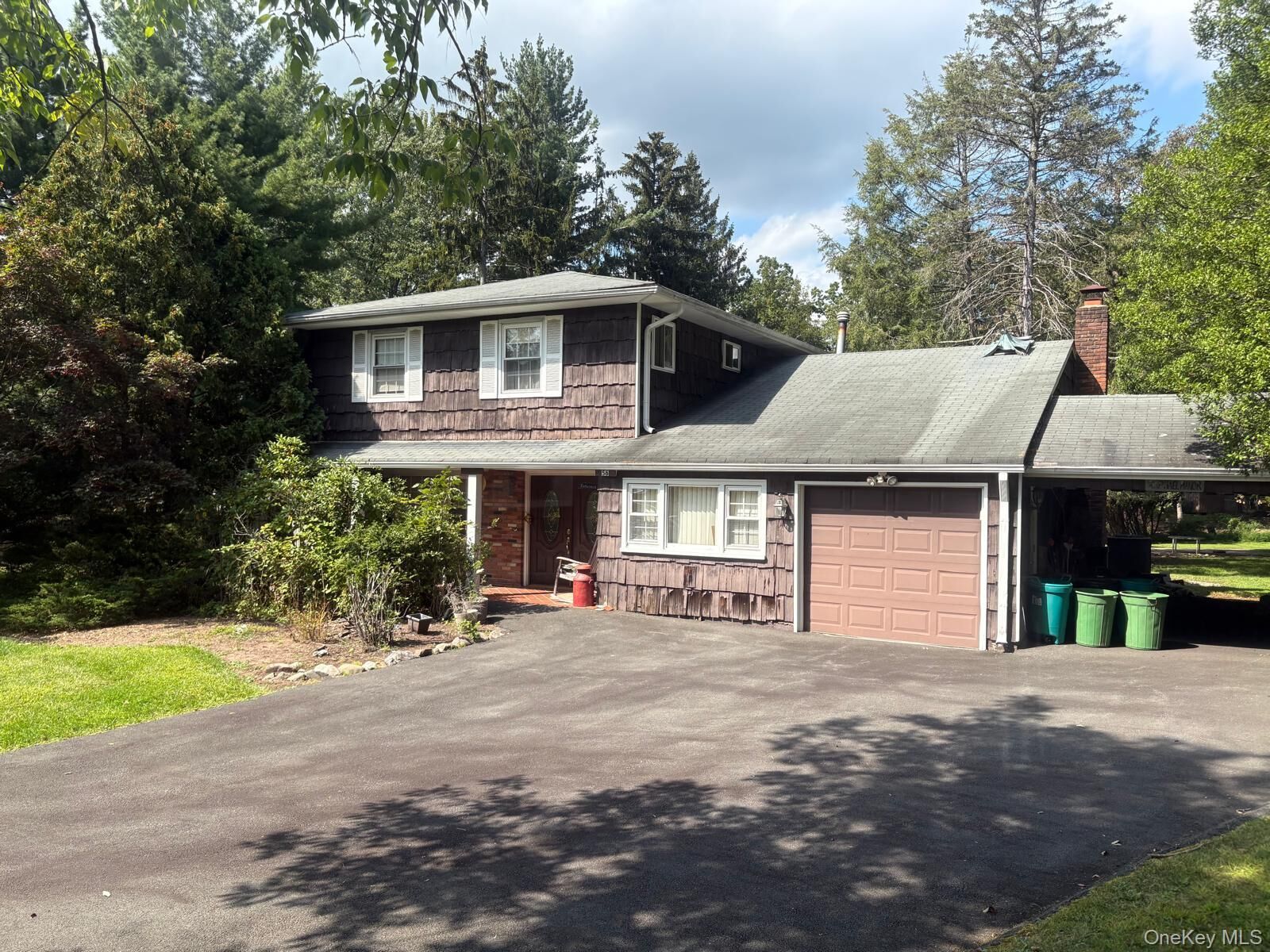 Property Photo:  56 S Parker Drive  NY 10952 