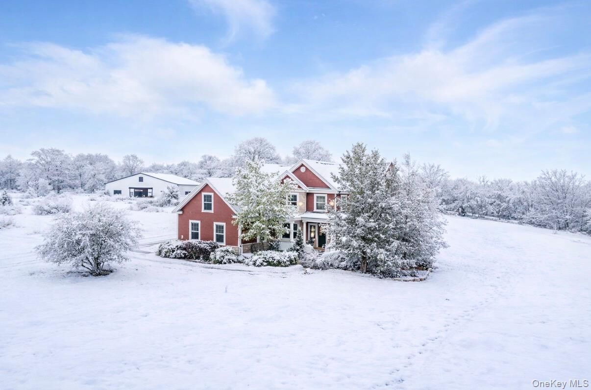 Property Photo:  12 Brewster Court  NY 10992 