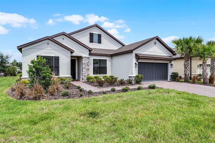 Property Photo: 937 Walnut Creek Lane FL 34759