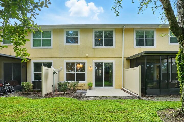 Property Photo:  1064 Laurel Ridge Lane  FL 32773 
