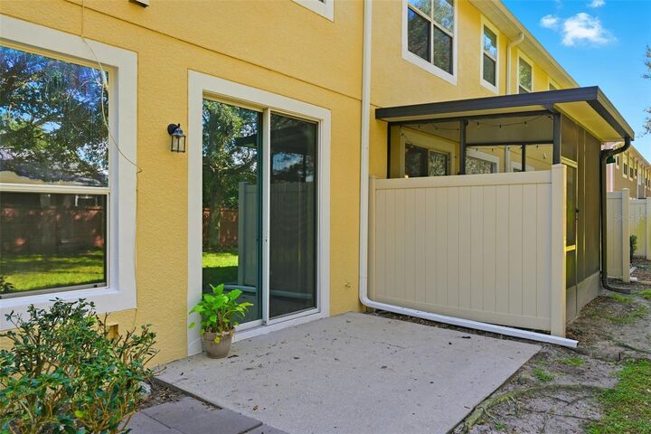 Property Photo:  1064 Laurel Ridge Lane  FL 32773 