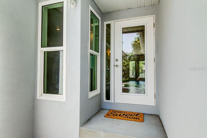 Property Photo: 14330 Channel Drive FL 33774