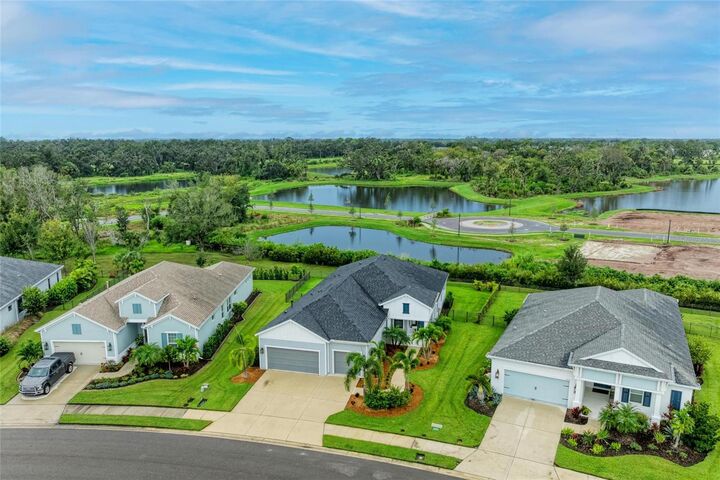 Property Photo:  13716 Old Creek Court  FL 34219 