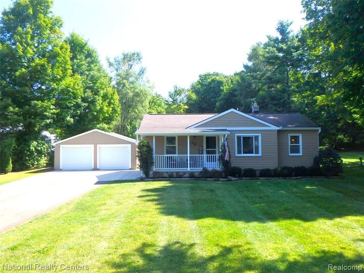 88 N Baldwin Road  Oxford MI 48371 3402 photo