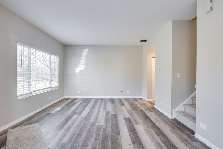 Property Photo:  89 Braxton Lane  IL 60504 