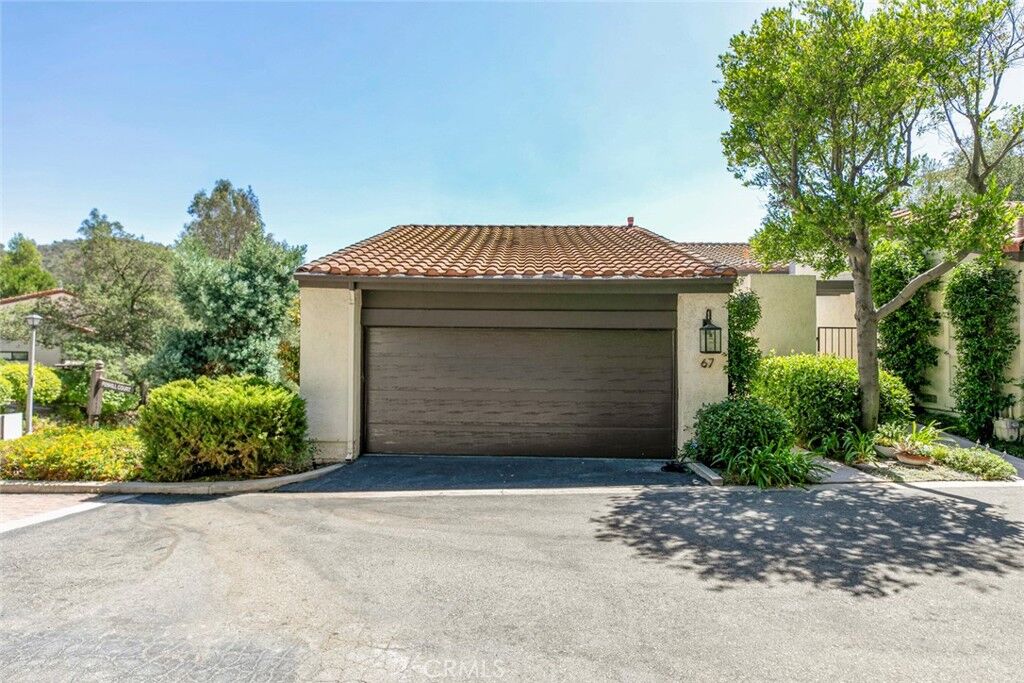 Property Photo: 67 Penhill Court CA 91206