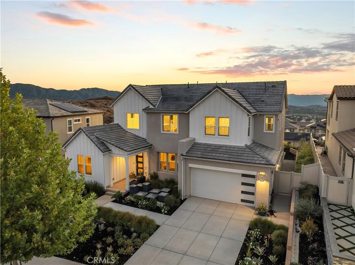 Property Photo:  28609 Windbreak Terrace  CA 91350 