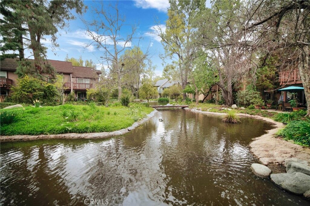 Property Photo: 7050 Shoup Avenue 175 CA 91303