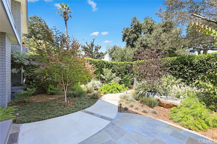 Property Photo: 832 S Orange Grove Boulevard 2 CA 91105