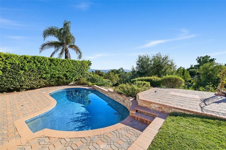 Property Photo: 11673 Porter Valley Drive CA 91326
