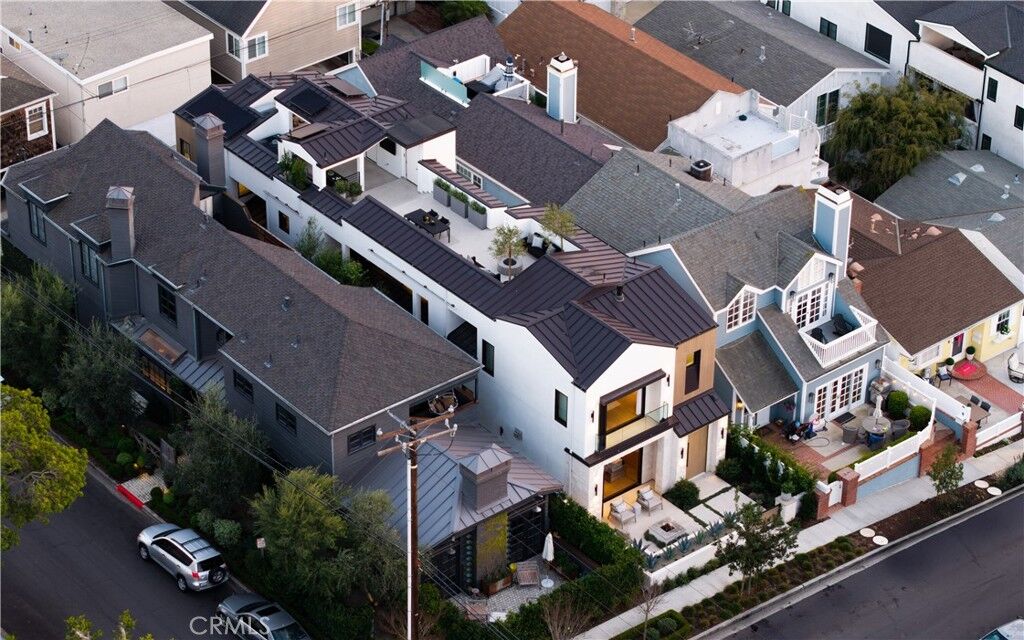 Property Photo: 412 Heliotrope Avenue CA 92625