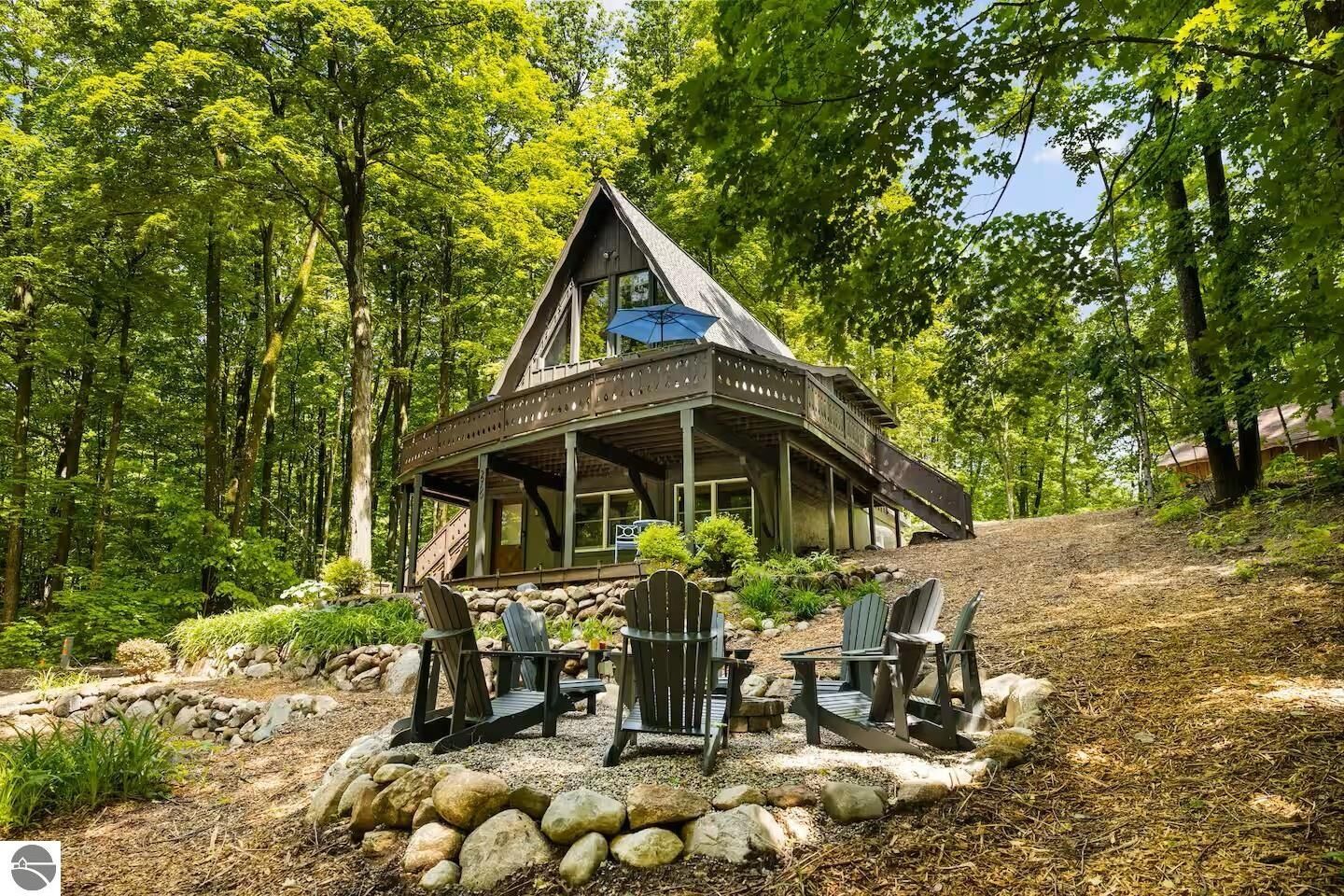 Property Photo:  2960 Val Disere Drive  MI 49615 