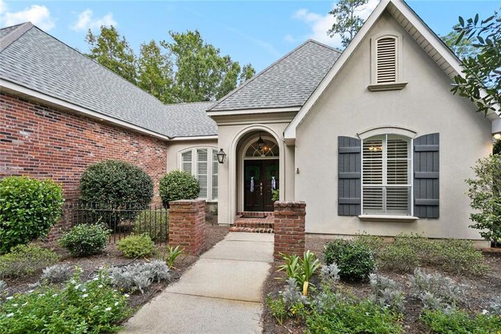 Property Photo: 228 Bellingrath Place LA 70447