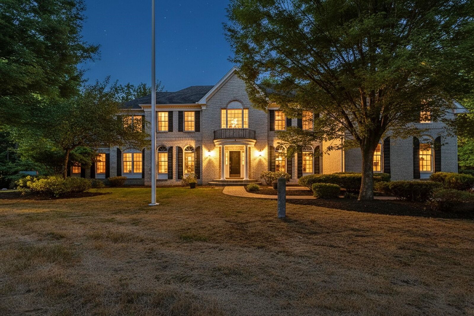 Property Photo: 9 Dorothys Way NH 03110