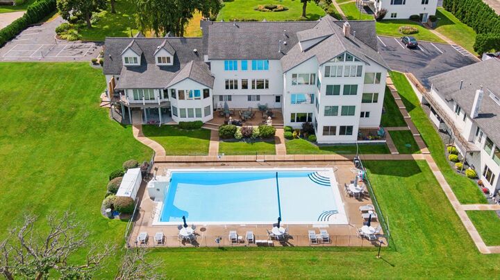 Property Photo:  1300 S Lakeshore Drive A3  MN 55041 