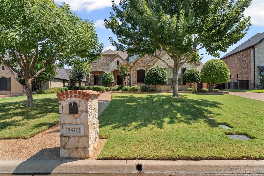 Property Photo:  3402 Lake Creek Trail  TX 76063 