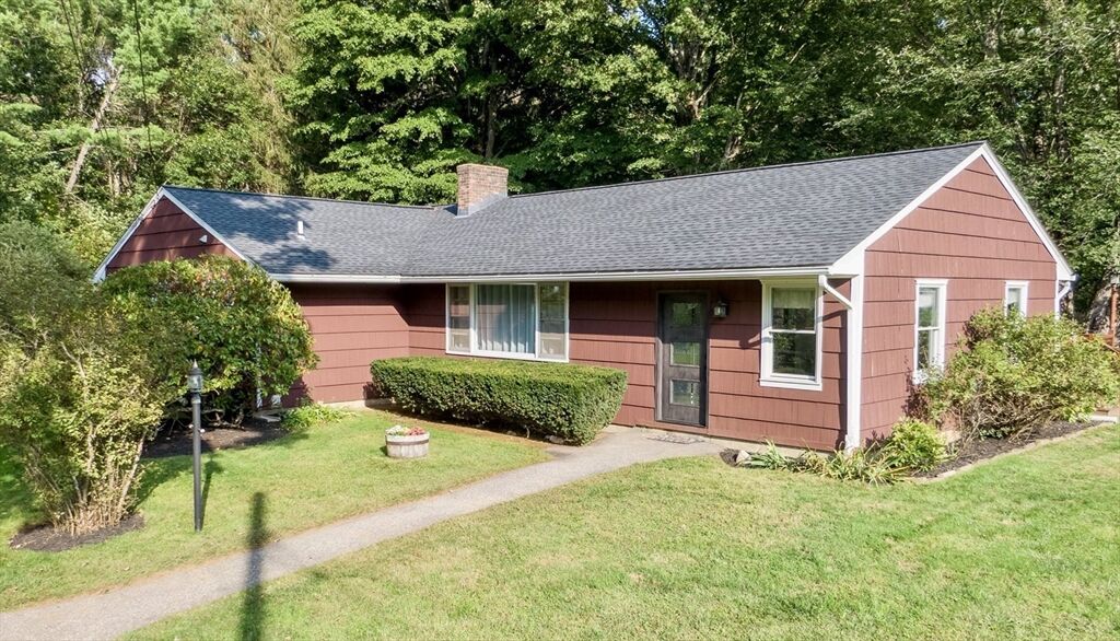 Property Photo:  7 Church St Ext  MA 01585 