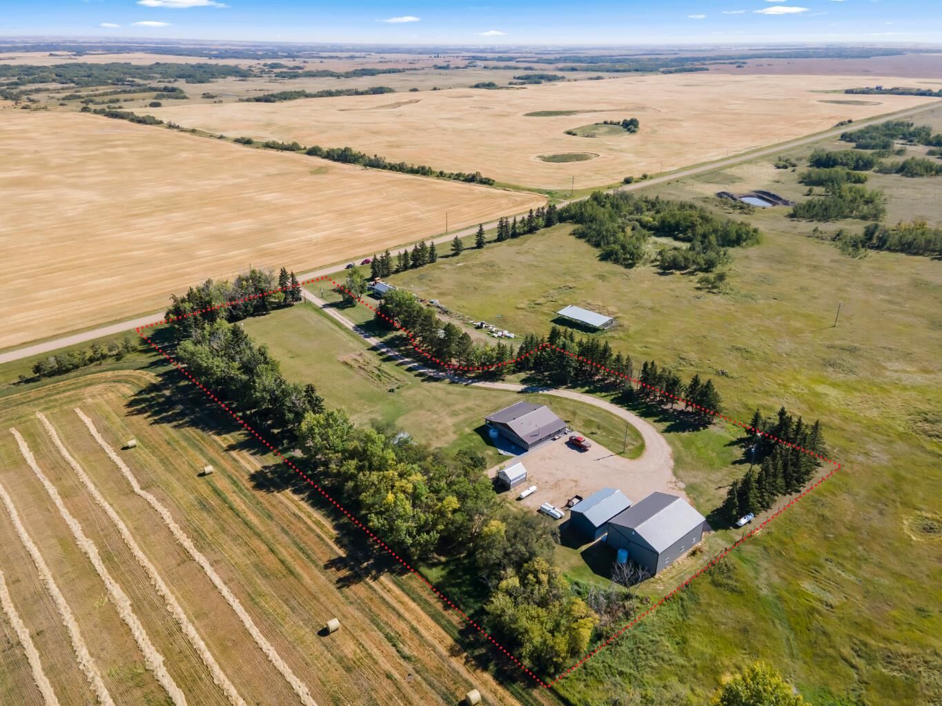 Property Photo:  46512 Range Road 150  AB T0B 4H0 
