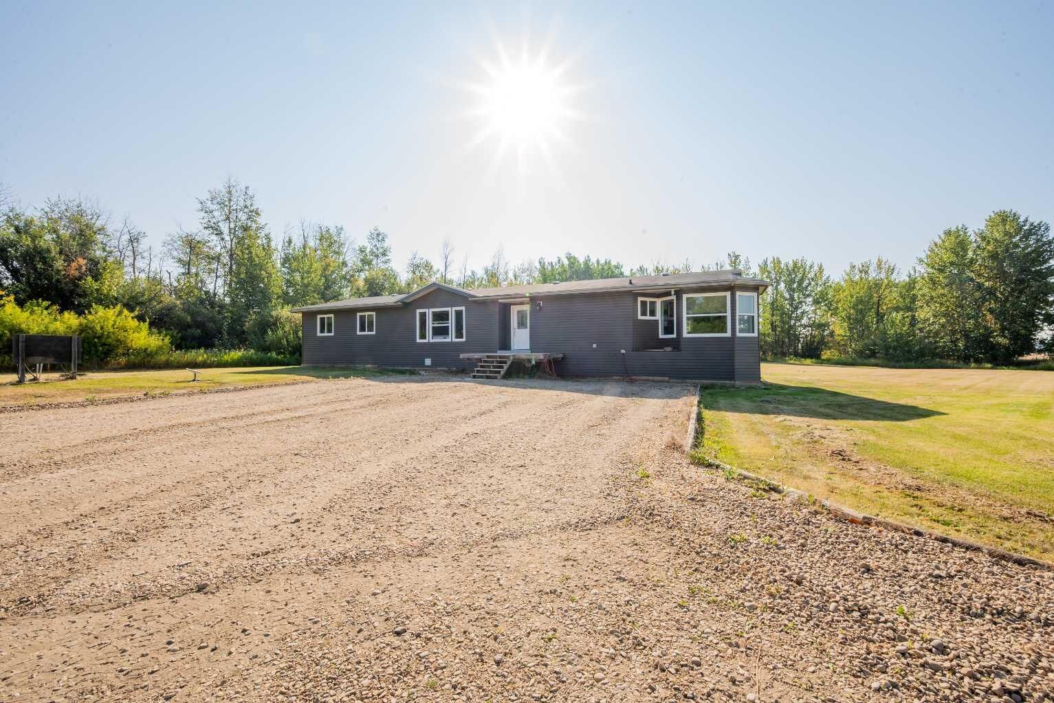 Property Photo: 71477 20 Range AB T0H 1B0
