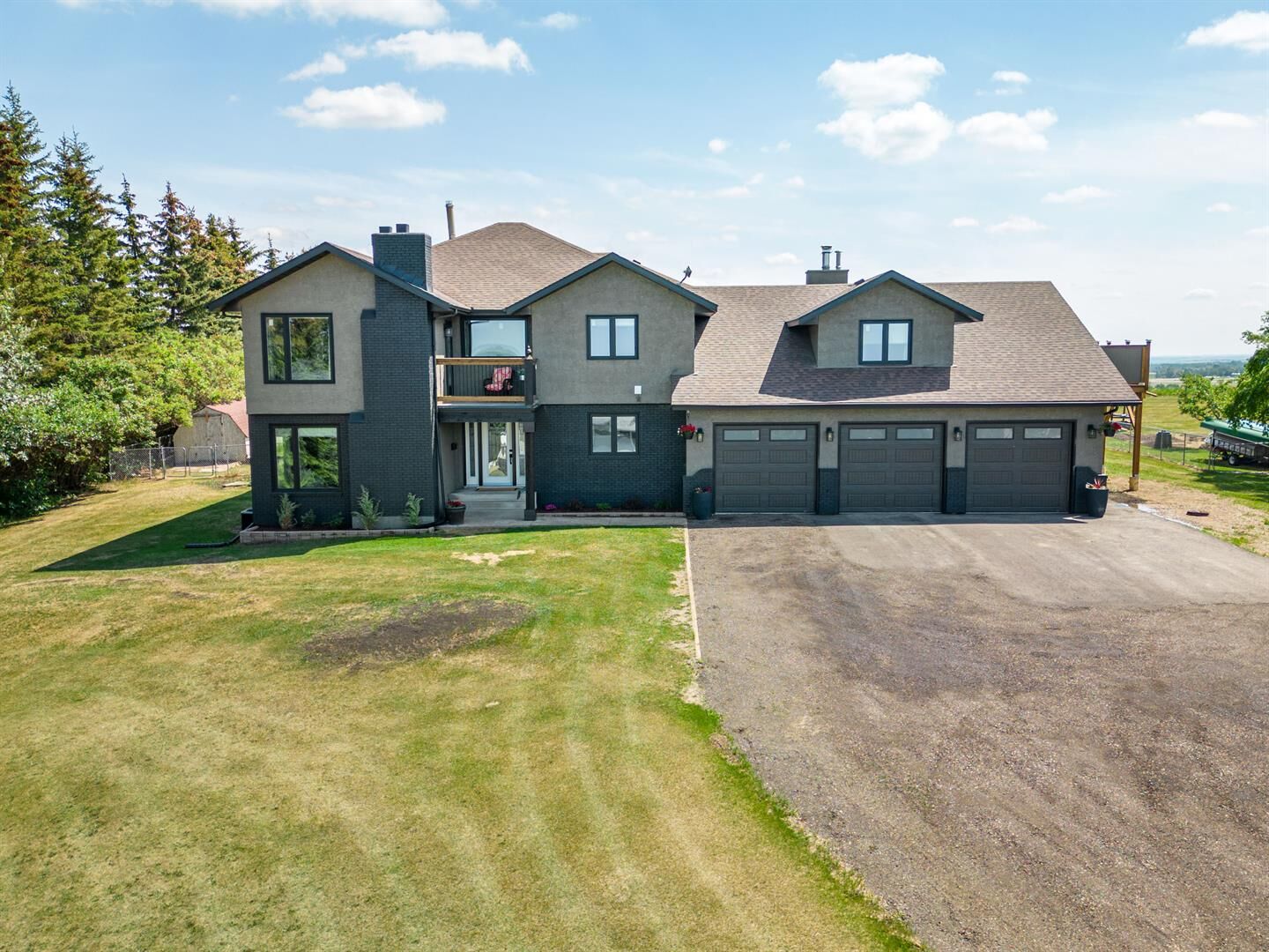 Property Photo: 26534 Township Road 384 19 AB T4E 1A1