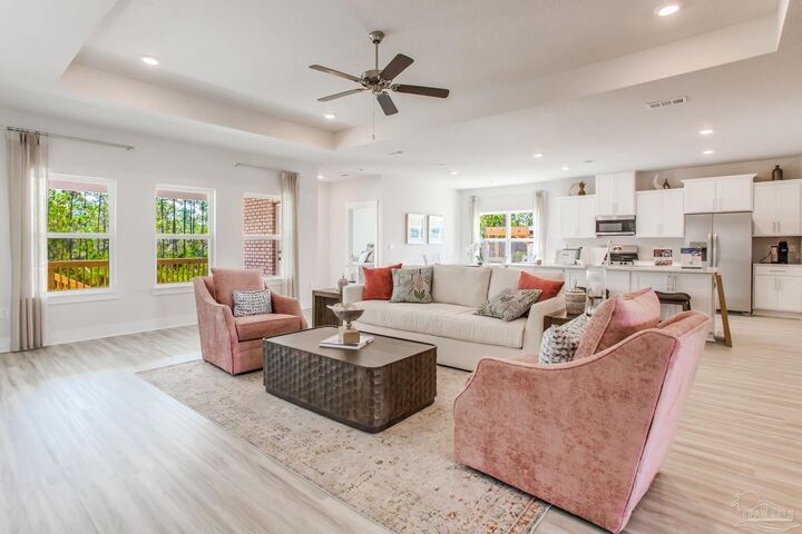 Property Photo: 2430 Old Chemstrand Rd FL 32533