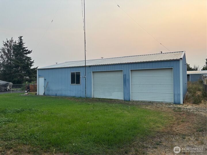 Property Photo: 9008 Bong Loop B WA 98837