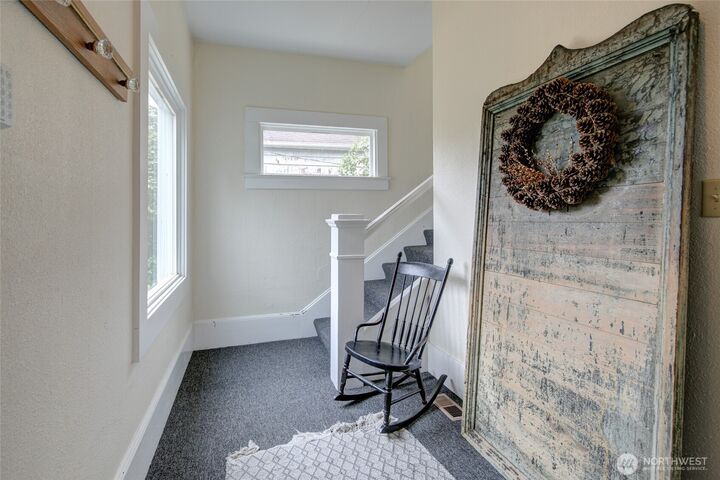 Property Photo:  201 E 3rd  WA 98520 