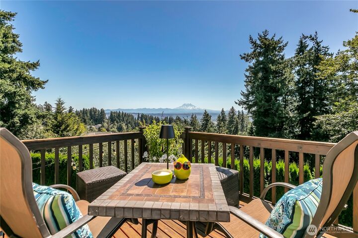 Property Photo: 4925 Monta Vista Drive E WA 98372