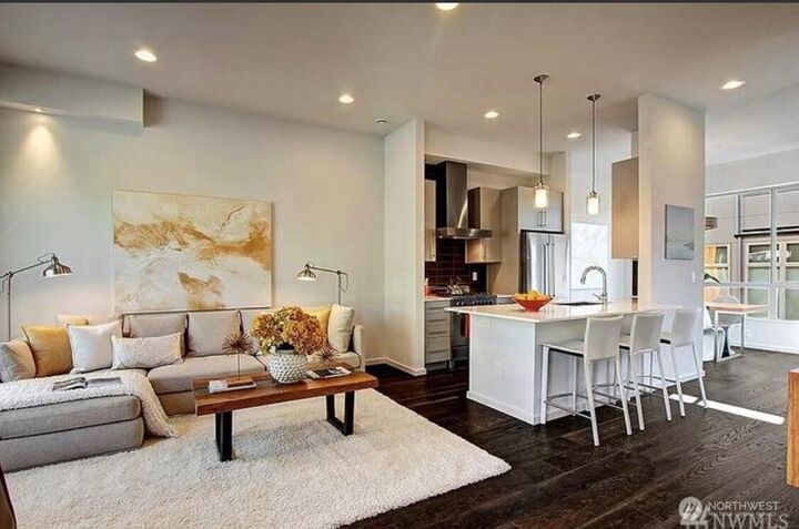 Property Photo:  107  Martin Luther King Jr Way 107  WA 98122 