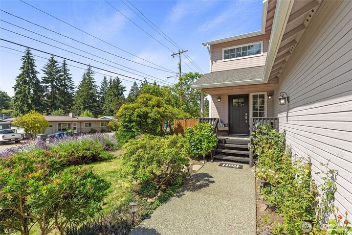 Property Photo: 16267 16th Avenue SW WA 98166