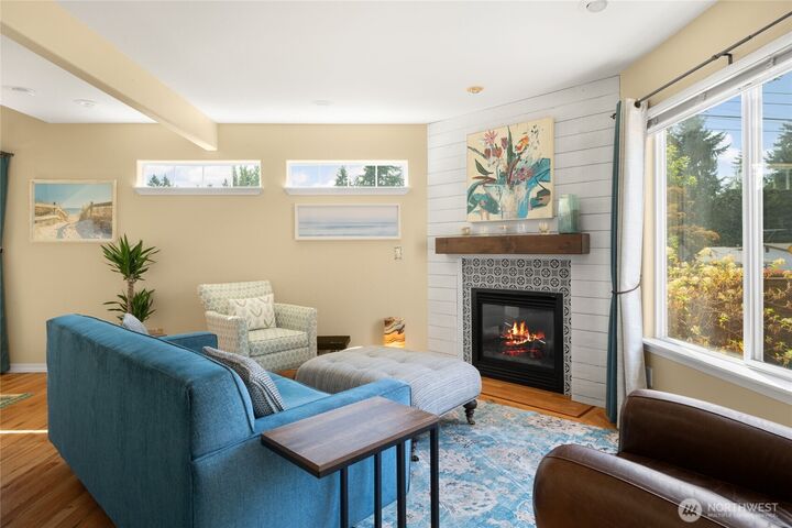 Property Photo: 16267 16th Avenue SW WA 98166