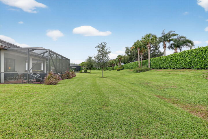 Property Photo: 4881 Overton Circle FL 32967