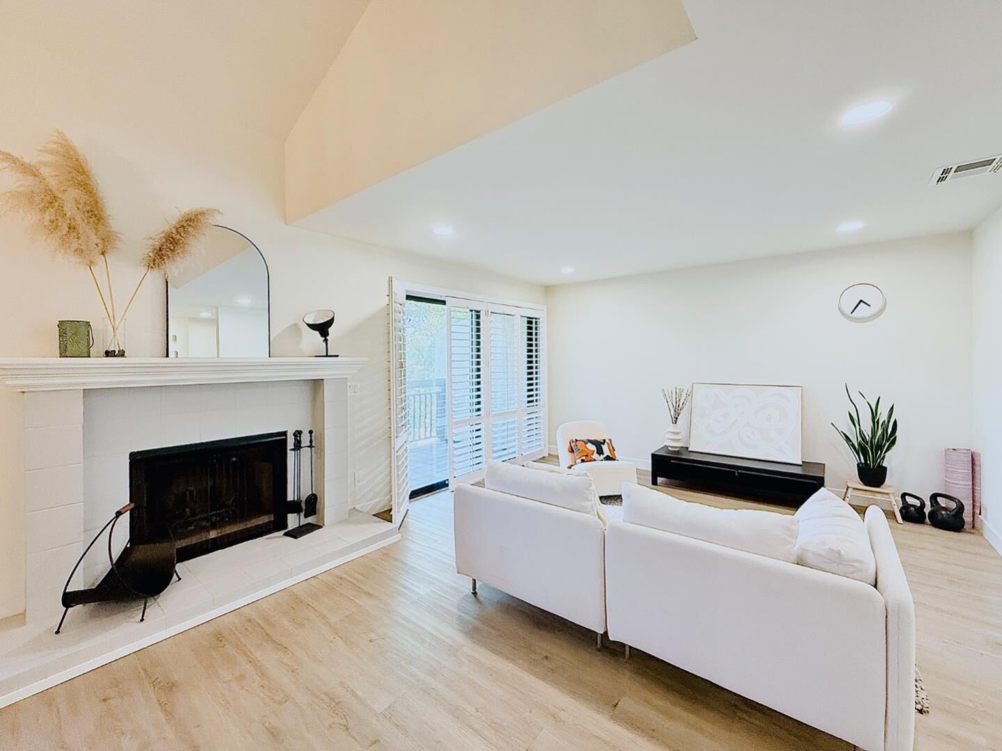 Property Photo: 3705 Terstena Place 201 CA 95051