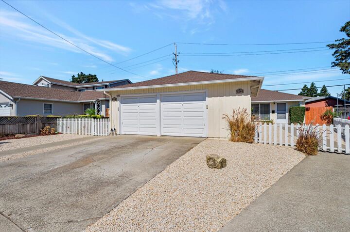 Property Photo:  508 Wessex Way  CA 94002 