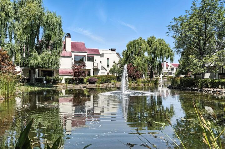 Property Photo:  221 Shorebird Circle  CA 94065 