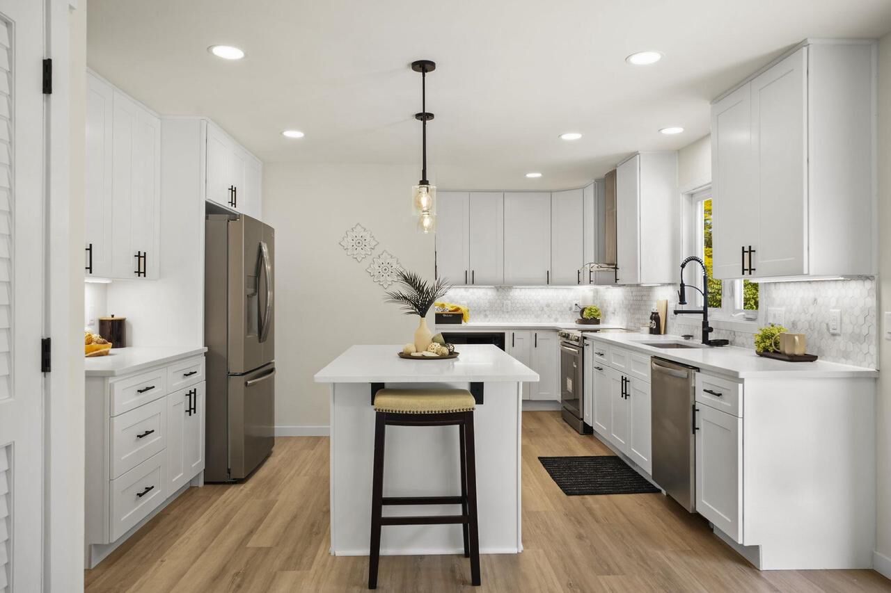 Property Photo:  517 Isle Royal Drive  WI 53705 