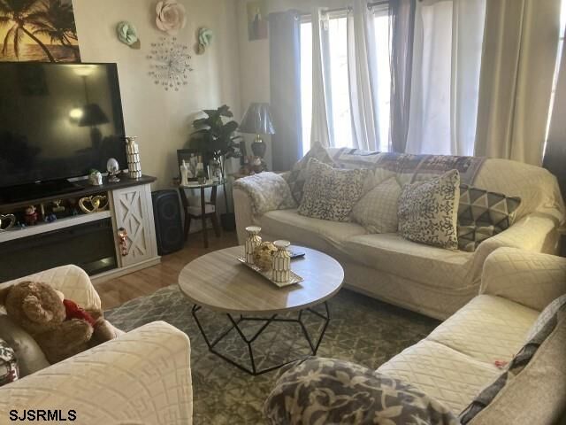 Property Photo:  127 Iroquois Dr 127  NJ 08205 