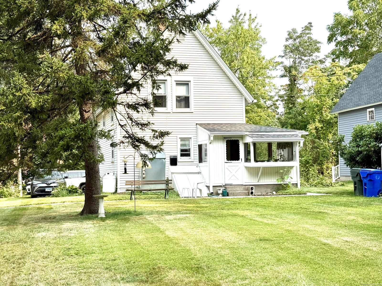 Property Photo: 4 Cottage Street CT 06108