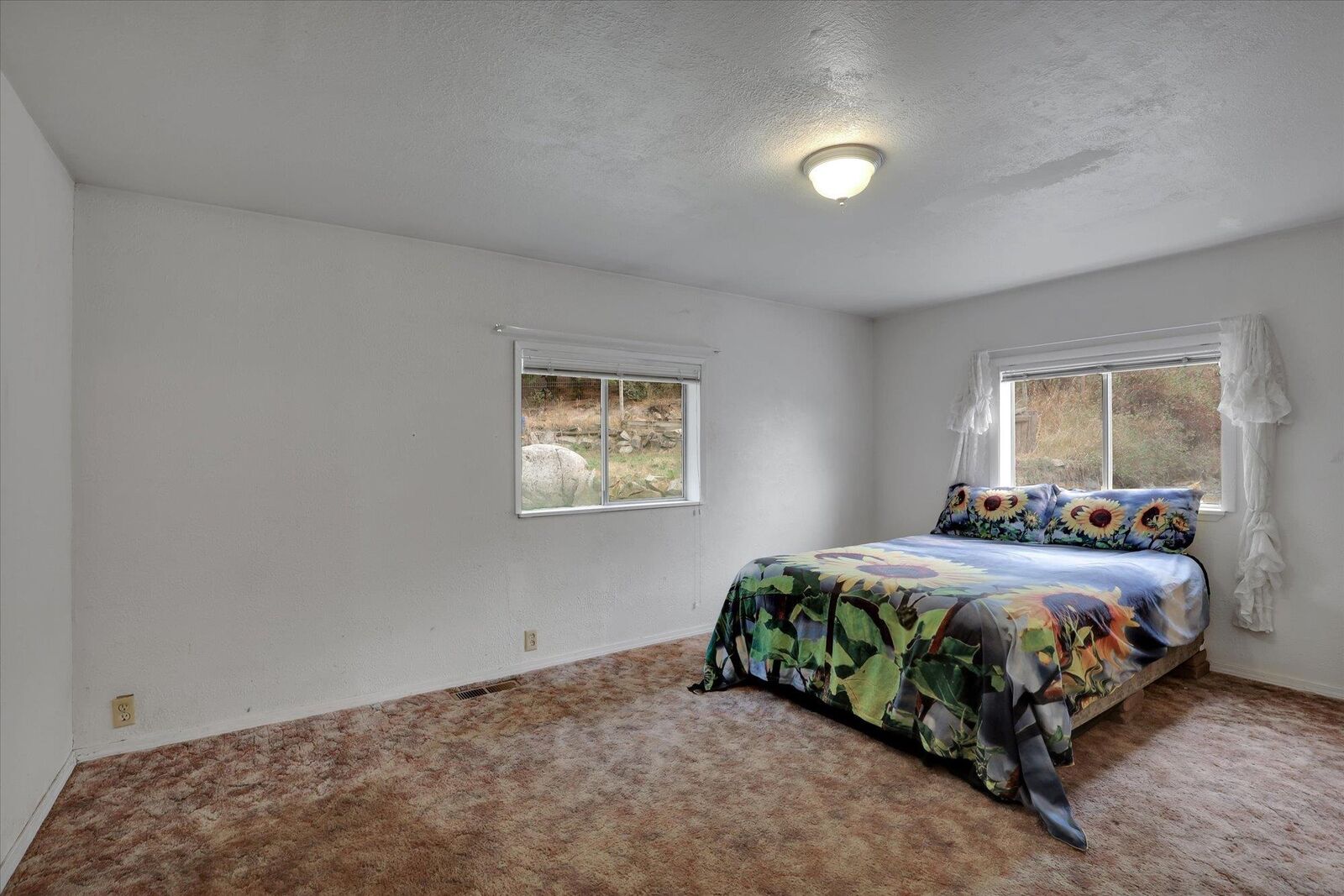 Property Photo: 601 Artman Gibson Rd WA 99114