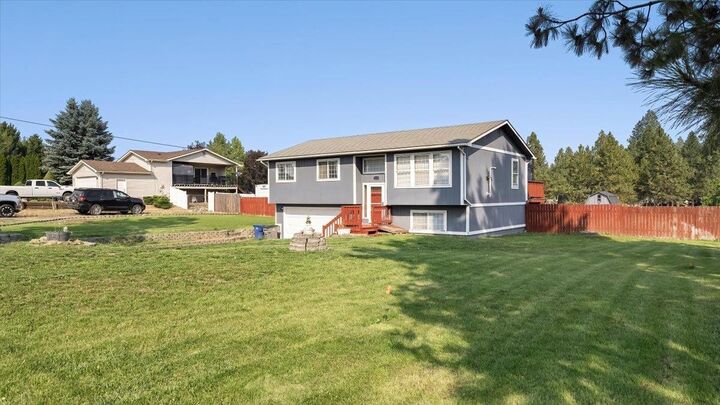 Property Photo: 7119 S Mayflower Rd WA 99224