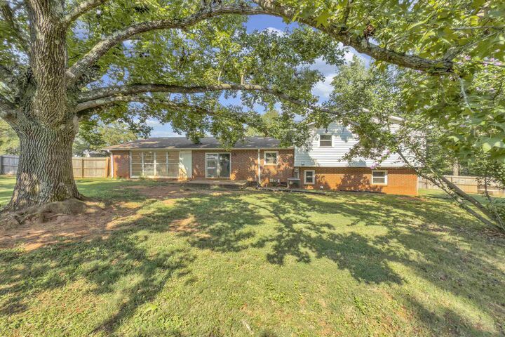 Property Photo: 124 Holly Circle SC 29365