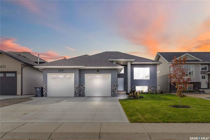 609 Pebble Beach Boulevard  Warman SK S0K 4S4 photo