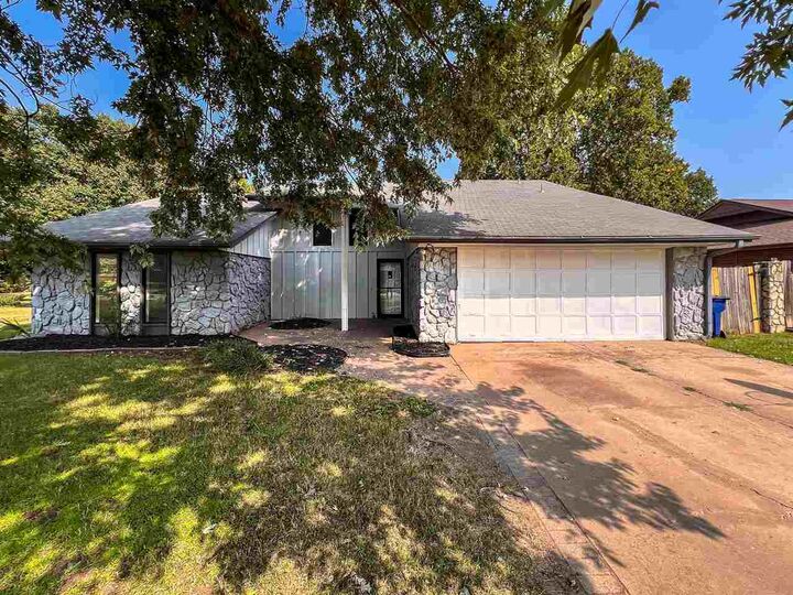 1713 S Mansfield  Stillwater OK 74074 photo