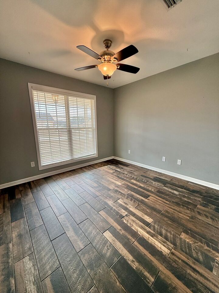 Property Photo: 110 Sagebrush Dr. AL 36330