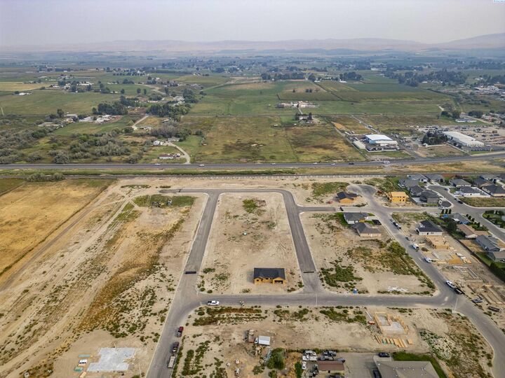 Property Photo: Tbd Lot 8 Harvest Valley Estates Phase 2 WA 98944