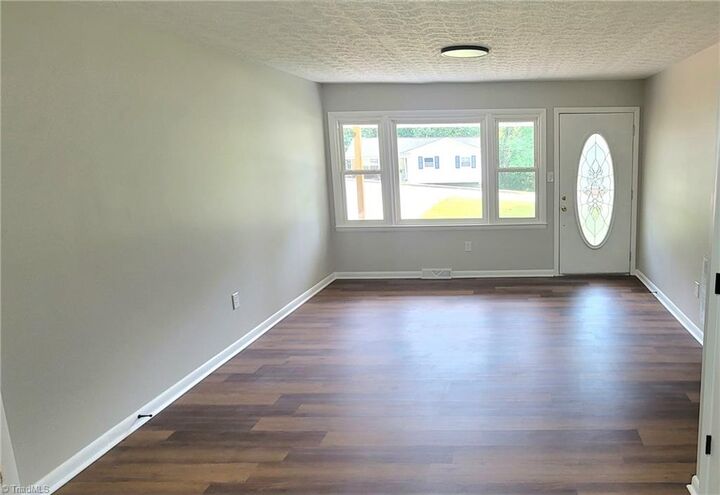 Property Photo:  1323 Meredith Court  NC 27288 