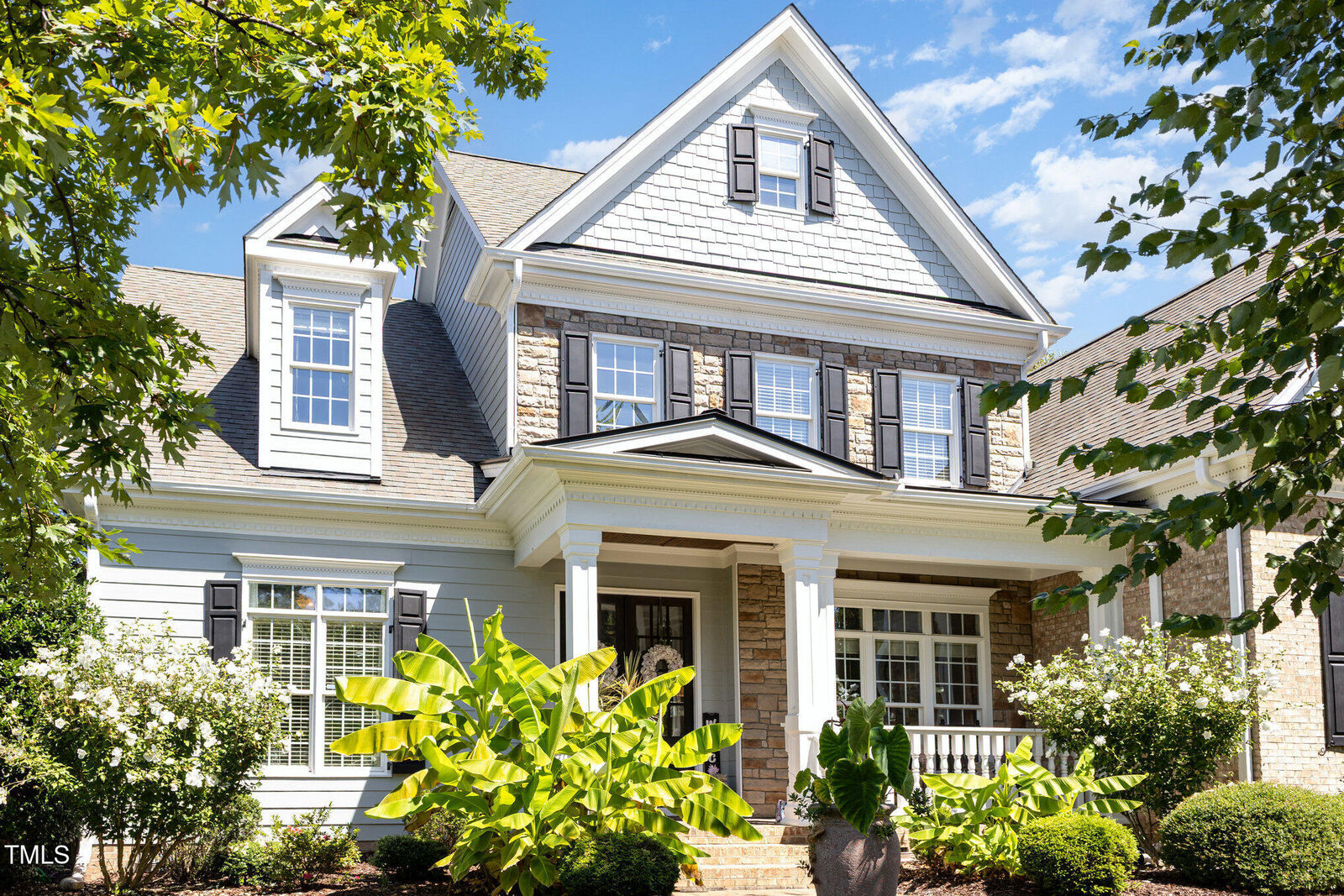 Property Photo: 541 Weycroft Grant Drive NC 27519