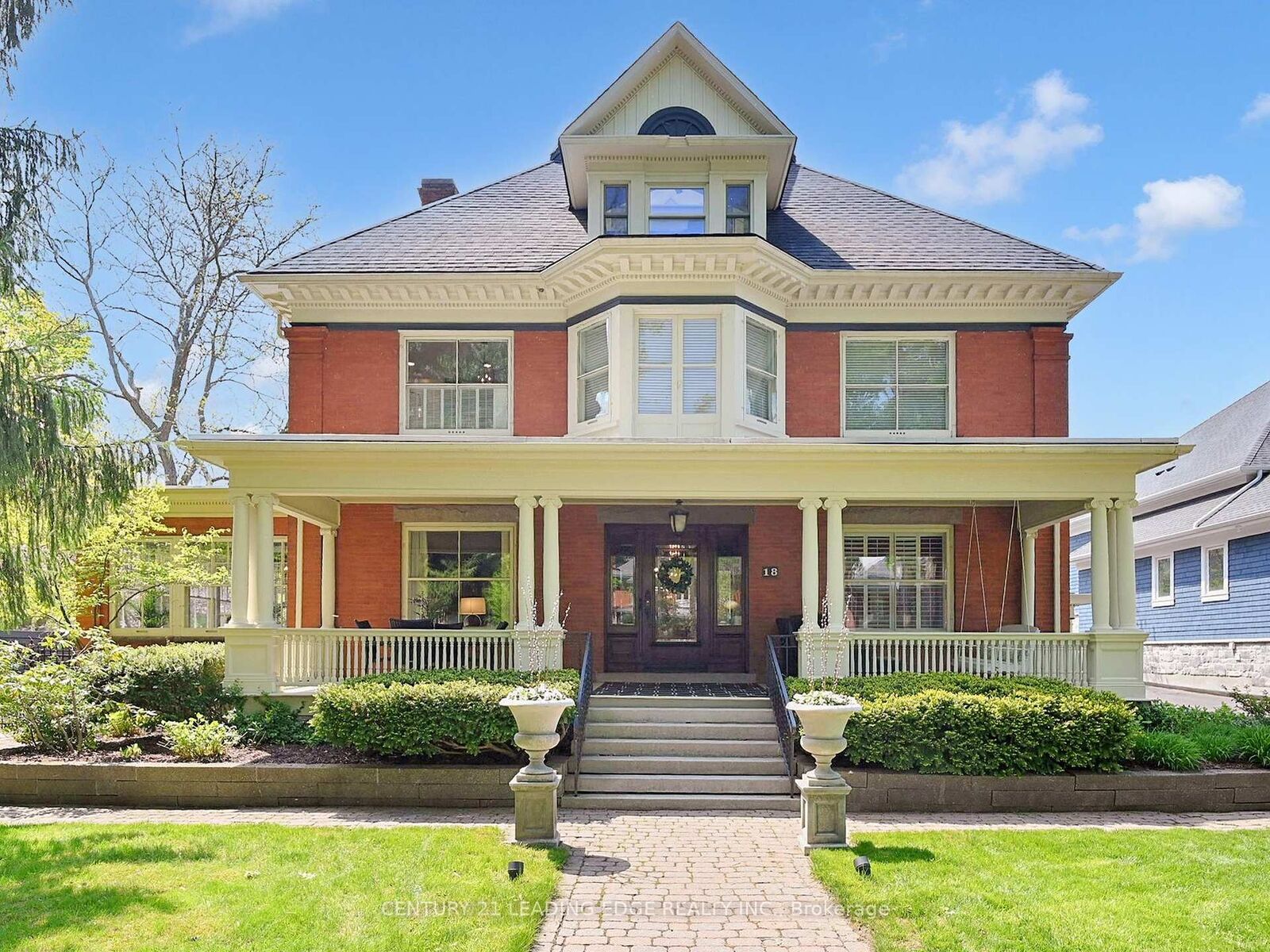 Property Photo:  18 Brant Road N  ON N1S 2W1 